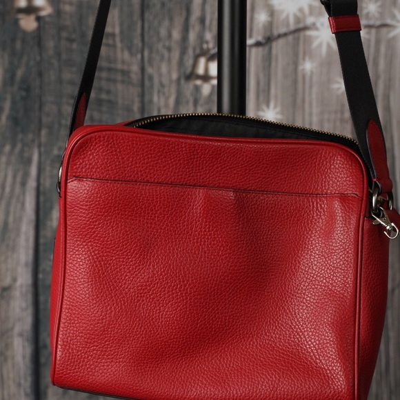 Coach Crossbody - Picture 4 of 4